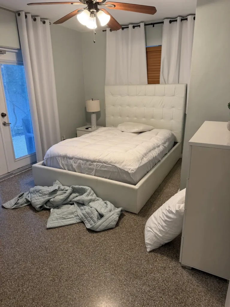 Bedroom cleaning service in Delray Beach, FL
